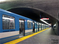 M�tro de Montr�al - Ligne orange - 1976 Bombardier MR-73