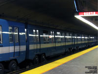 M�tro de Montr�al - Ligne orange - 1976 Bombardier MR-73