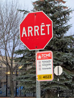 Panneau d'arr�t Transport Collectif MRC de L'�rable TCME bus stop sign