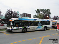 Soci�t� de transport de Trois-Rivieres - STTR 1002 - 2010 Novabus LFS