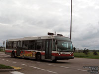 Soci�t� de transport de Trois-Rivieres - STTR 9802 - 1998 Novabus LFS