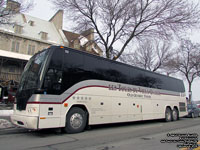 Tours du Vieux-Qu�bec 52 - 2004 Prevost H3-45