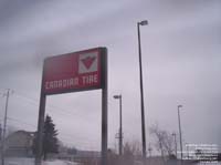 Old Canadian Tire store, Qu�bec (Charlesbourg),QC