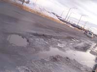 Nids de poule sur le boulevard Ste-Anne, Beauport, Qu�bec,QC