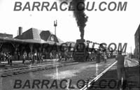 Last steam train run in Victoriaville, 1960 / Passage du dernier train &agrave; vapeur &agrave; Victoriaville, 1960.